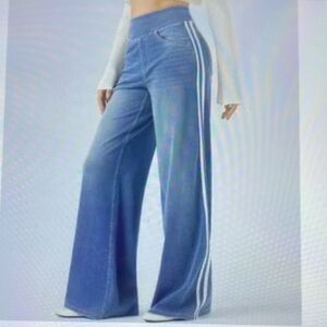 Halara Blue Wide-Leg Jeans with White Stripes